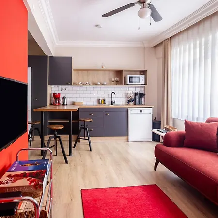 Aka Apartment *